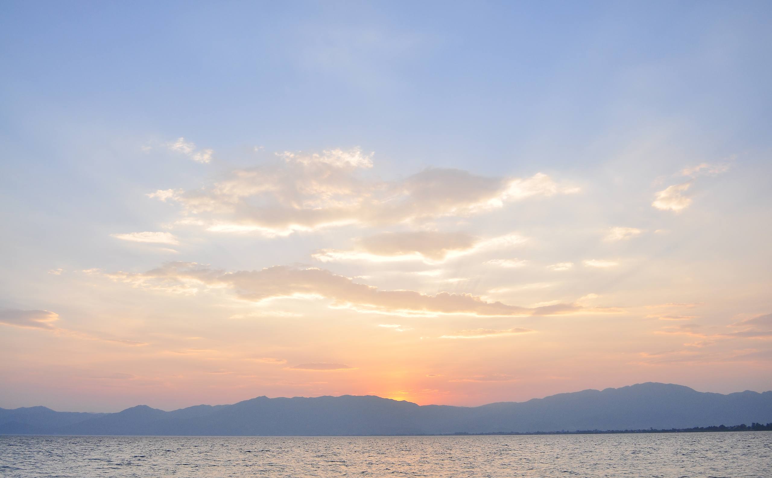 古风坐着看日落壁纸壁纸预览