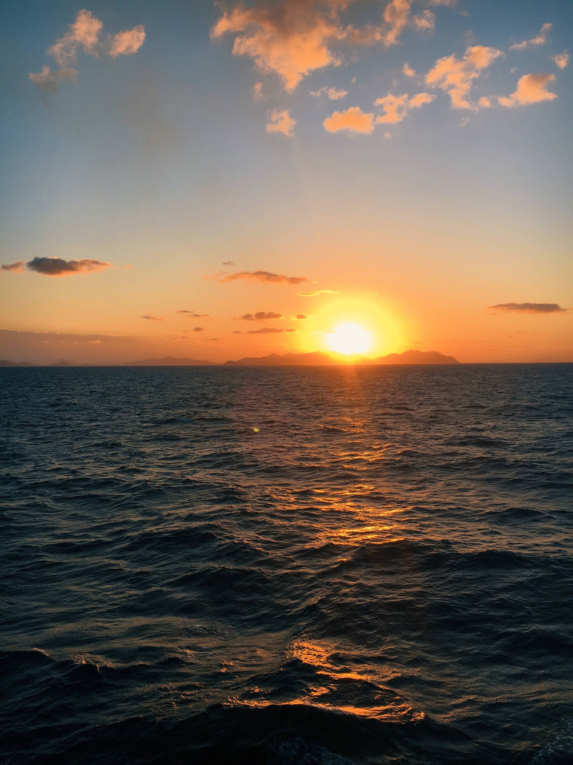 好看的壁纸女看日落壁纸预览