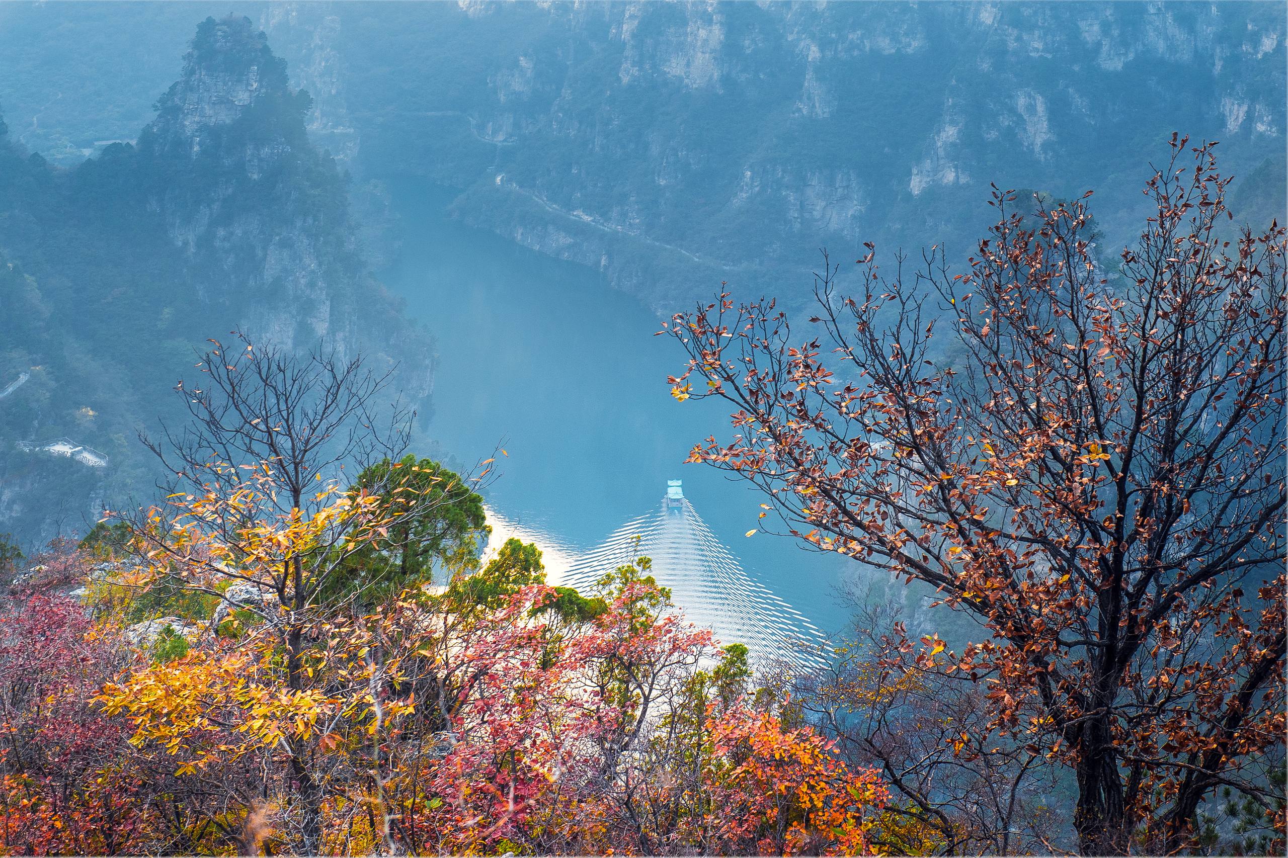 壁纸高级感山峰壁纸预览