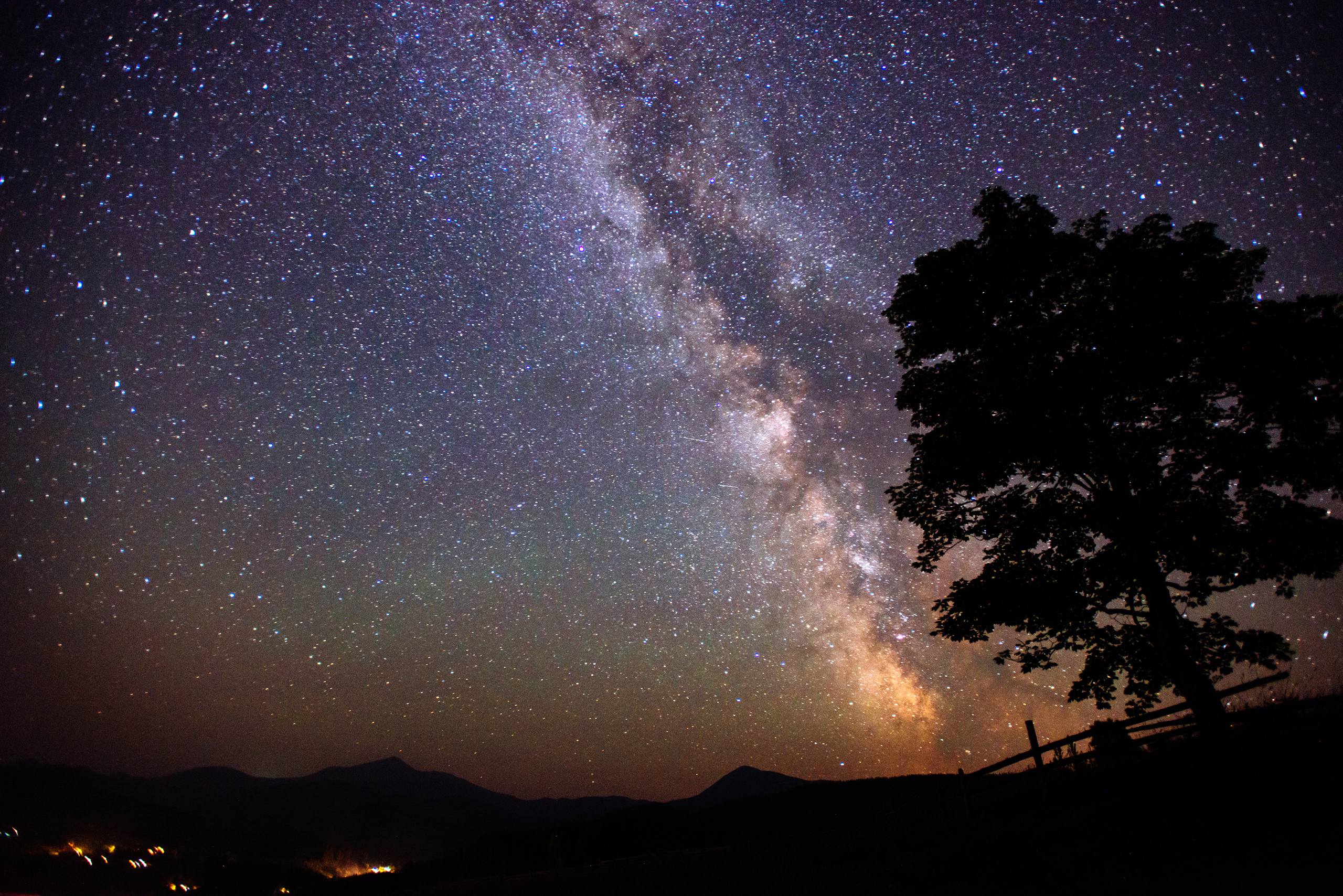 电脑桌面壁纸蓝色星空壁纸预览