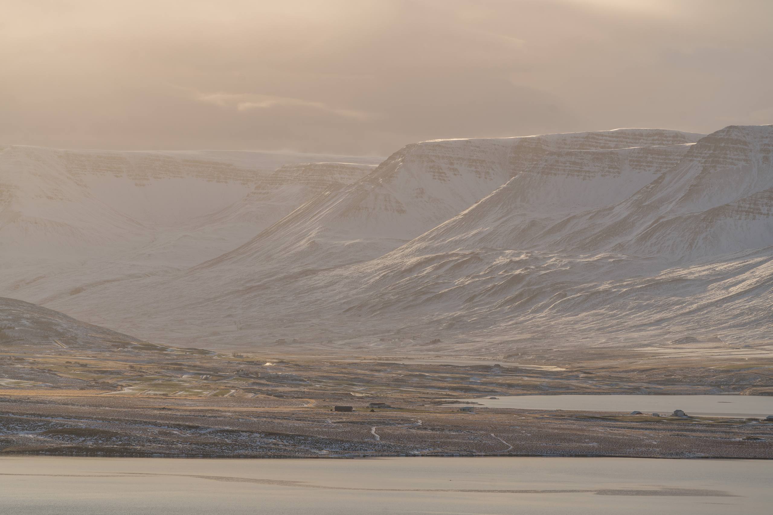 暖色调雪山壁纸图片壁纸预览