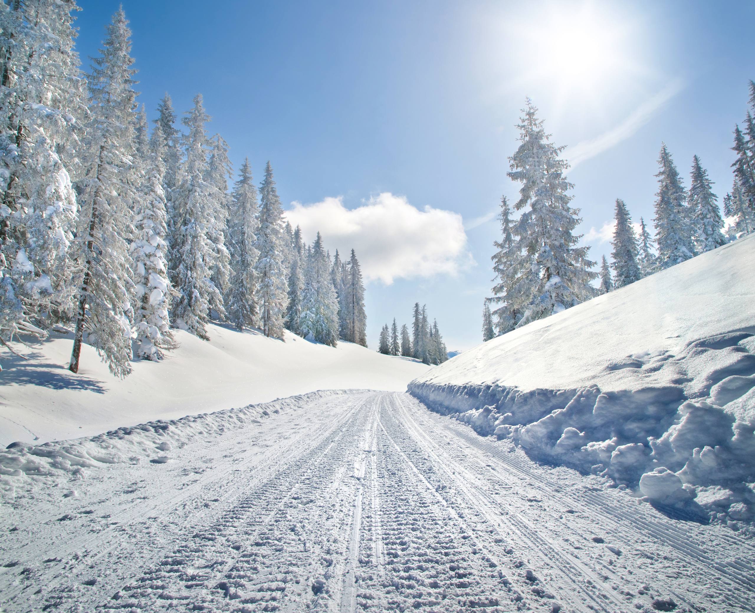 滑板雪山壁纸图片高级壁纸预览