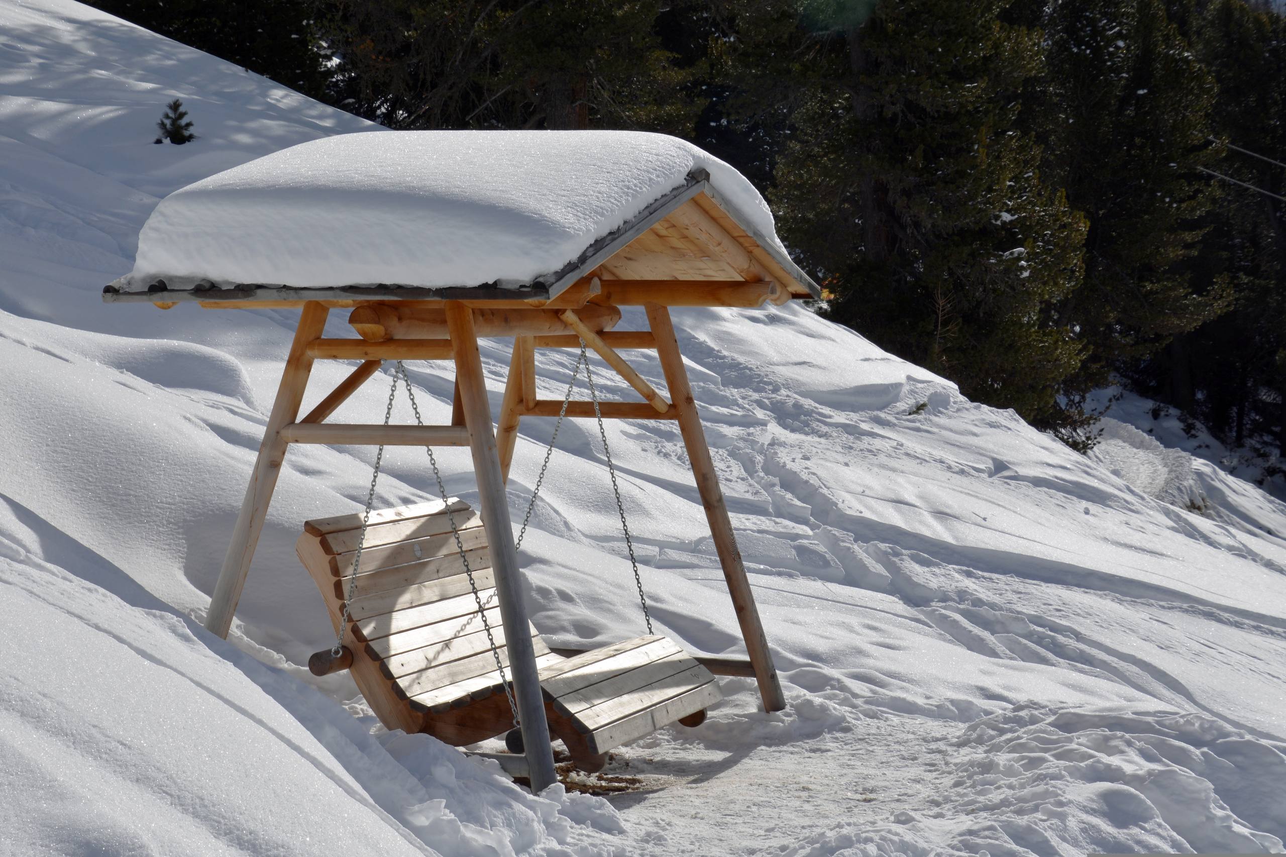 纯白色雪山壁纸高清图片壁纸预览